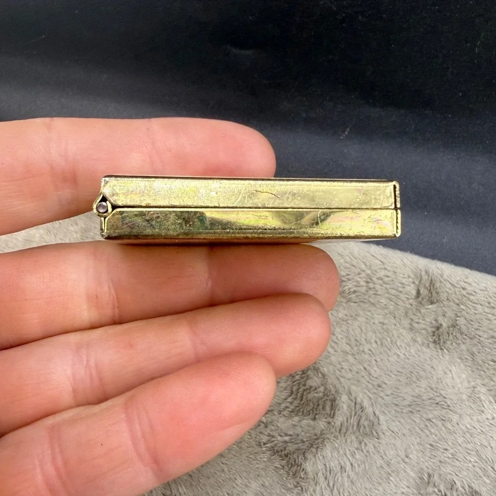 N/A has vintage
